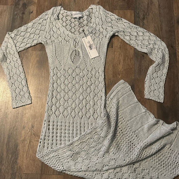 Revolve long sleeve maxi dress - Picture 1 of 3